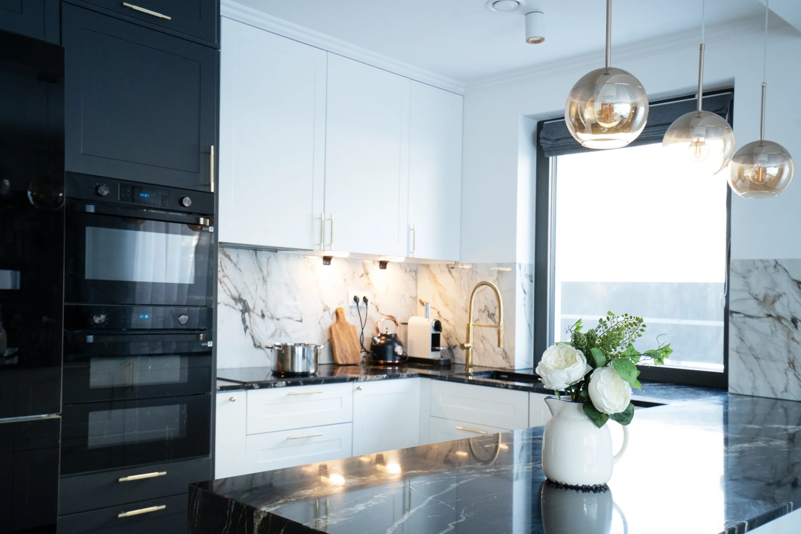 white-and-black-modern-kitchen-room-2026-01-05-22-50-02-utc