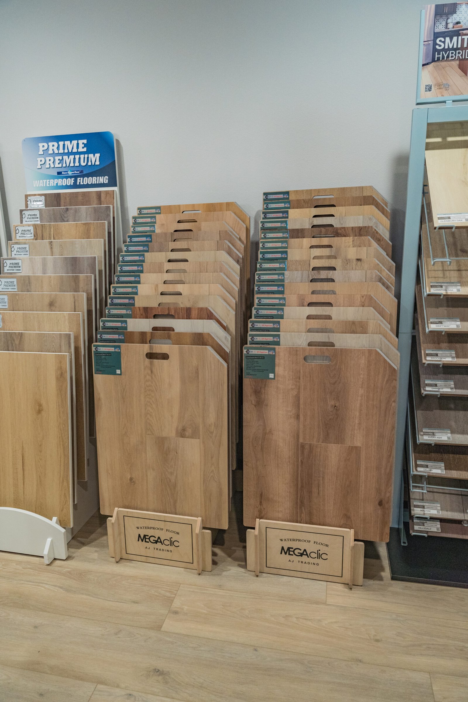 Megaclic AJ Trading-1